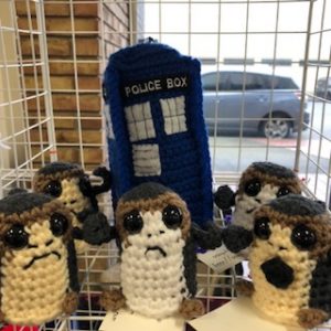 The porgs have the phone box